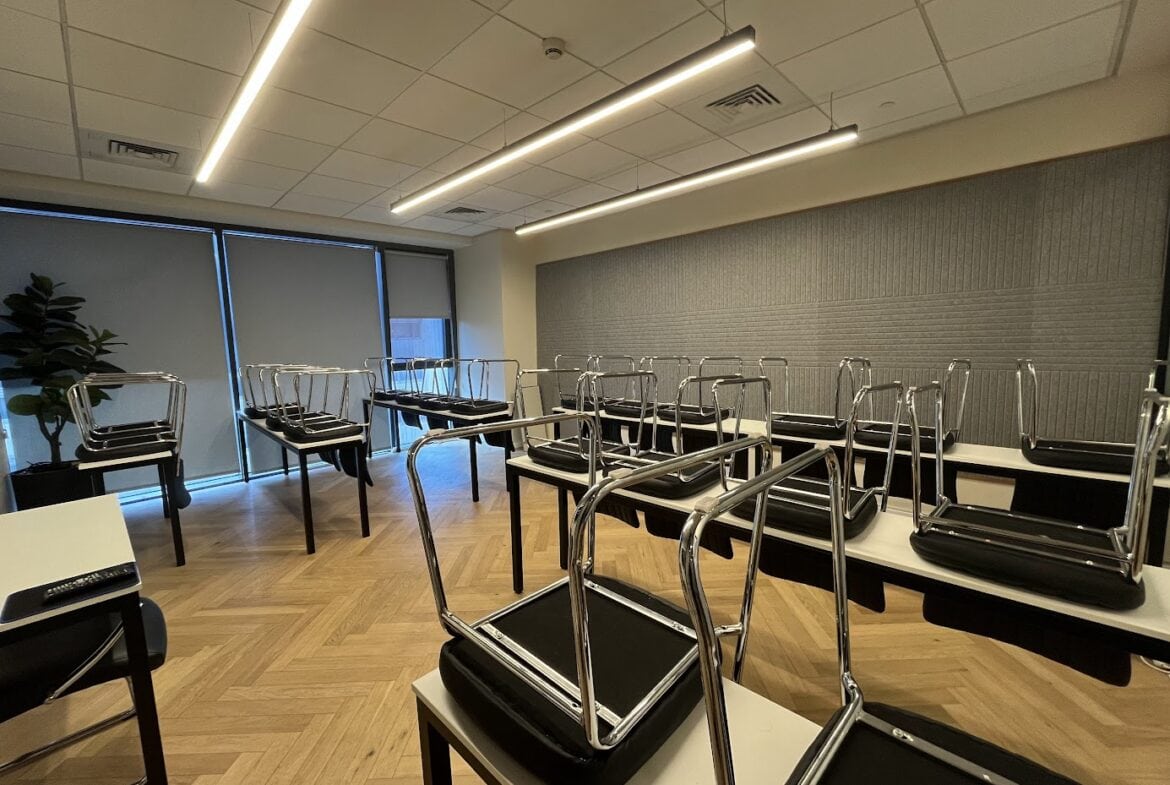 חדר עבודה גדול- כיתה/ אופן ספייס/ חדר צוות