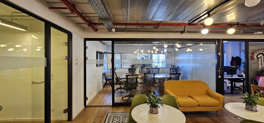 להשכרה משרד 650 מ