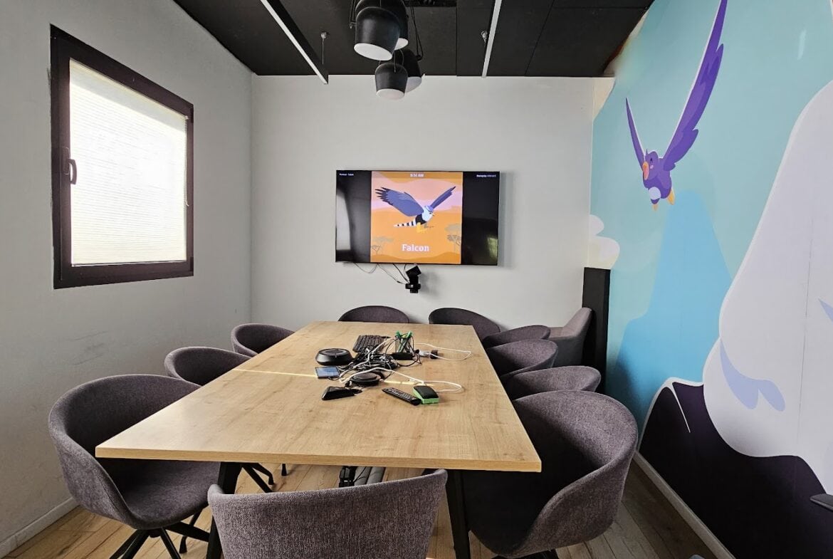 חדר ישיבות דגול