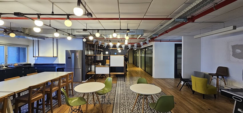 להשכרה משרד 650 מ