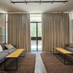 אזור לאונג' במשרד בחסן ערפה