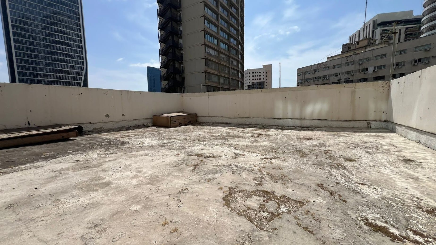 מרפסת פרטית במשרד בבית ויקטוריה