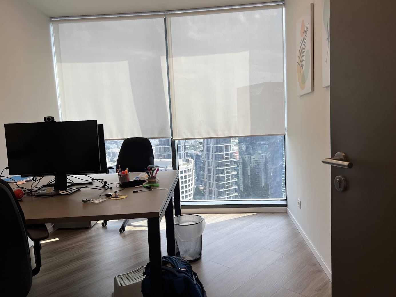 חדר עבודה במשרד