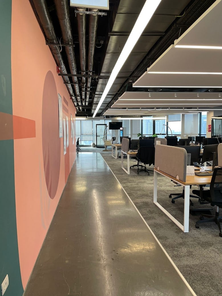 מבט כללי- מסדרון ואופן ספייס