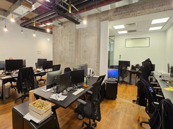 משרד 160 מ״ר להשכרה בקומה גבוהה במידטאון