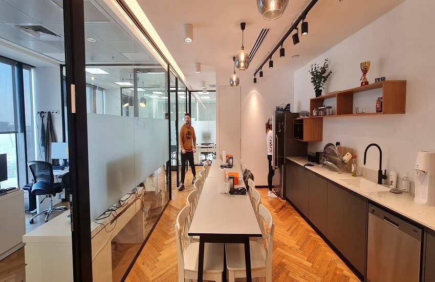 משרד 235 מ״ר להשכרה בקומה גבוהה במגדל המידטאון