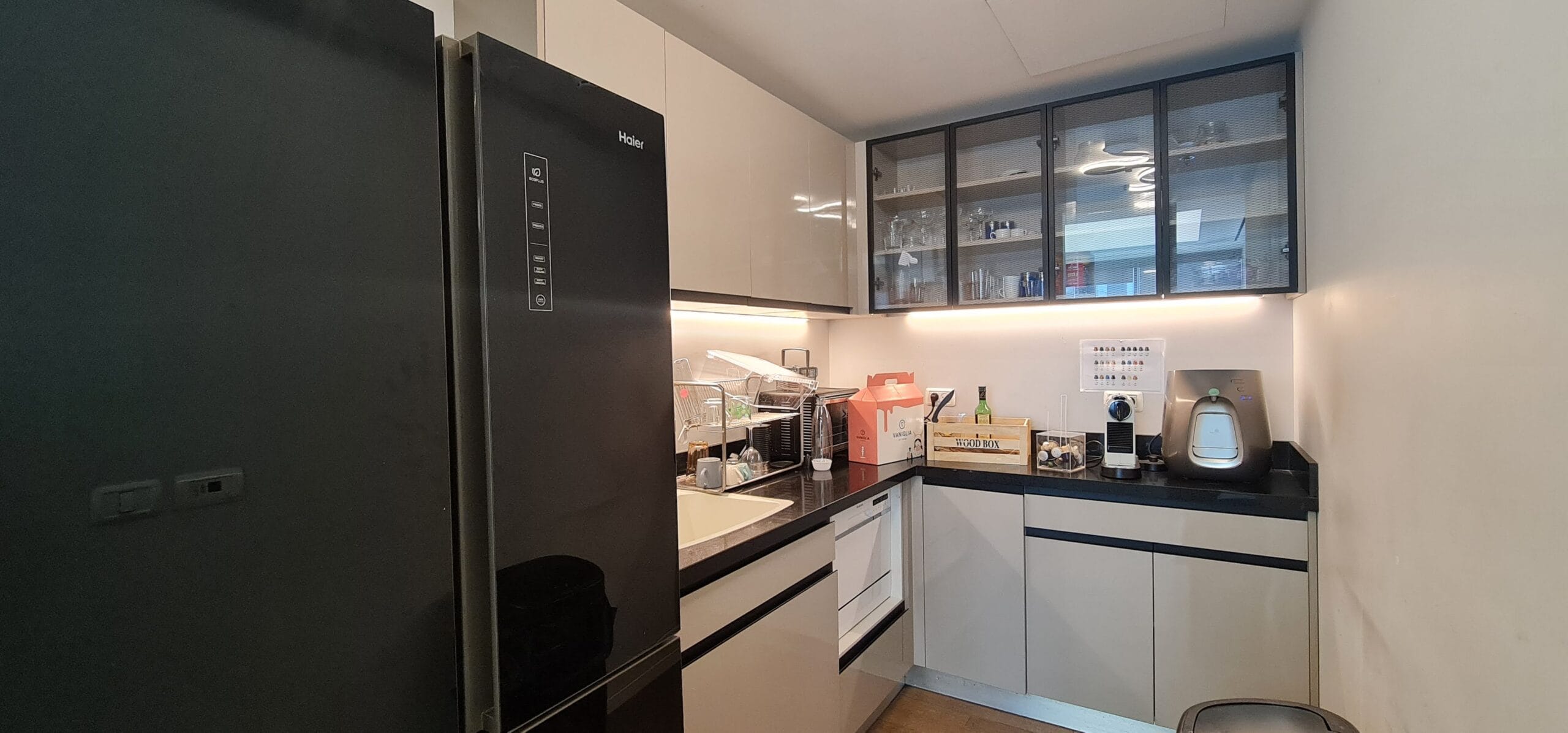 משרד 350 מ״ר להשכרה במתחם המידטאון - מטבחון