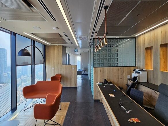 משרד 404 מ"ר להשכרה במידטאון