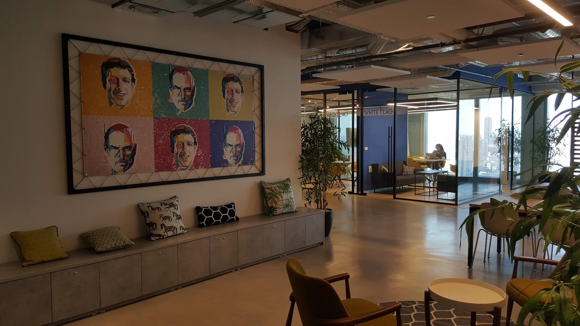 מבט כללי- משרד יפה ומעוצב במגדל אטריום