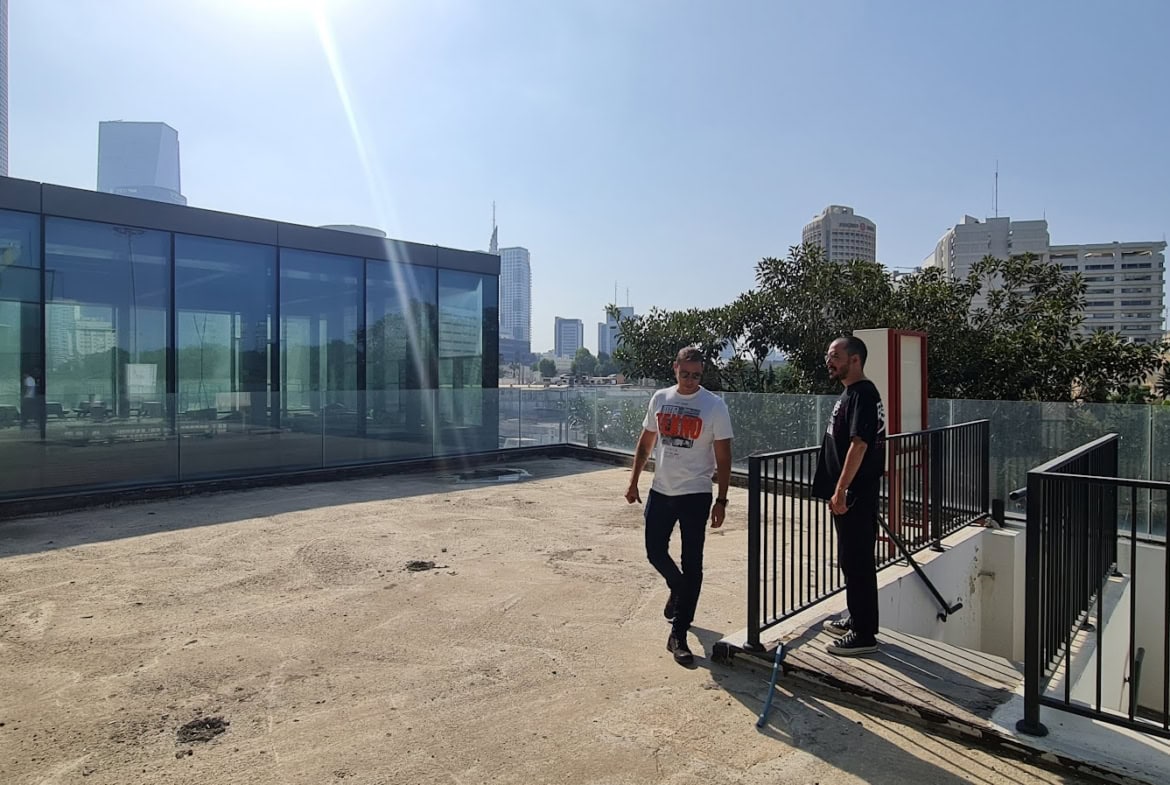 גג פרטי 130 מ