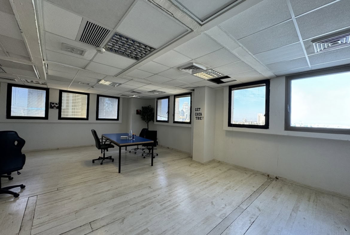 אופן ספייס במשרד- 24 עמדות