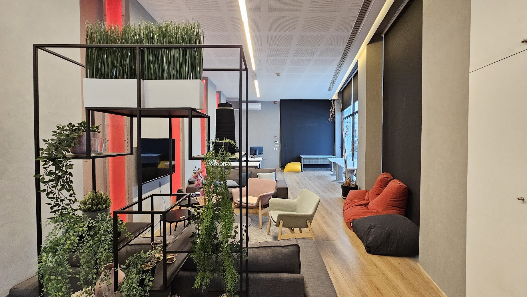 אזור לאונג'/ פינת ישיבה במשרד