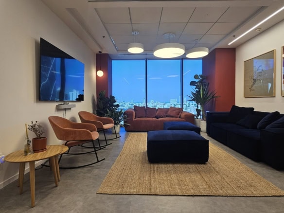 אזור לאונג'/ סלון במשרד 550 במגדלי הארבעה