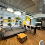 סלון/ לאונג' במשרד להשכרה במגדל WE