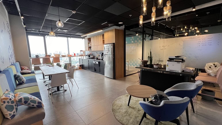 office for rent 334 sqr alon towers dining room and kitchen