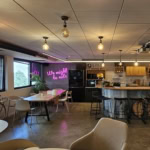 משרד להשכרה בדובנוב שרונה מרוהט פלאג אנד פליי - חדר אוכל ומטבחון