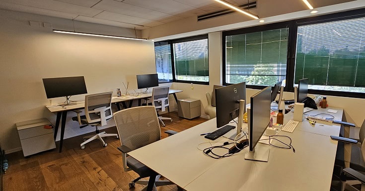 משרד להשכרה בדובנוב שרונה מרוהט פלאג אנד פליי - משרד