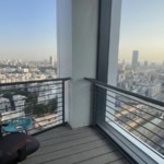 משרד 109 מ”ר להשכרה במגדל WE בצפון מנחם בגין תל אביב