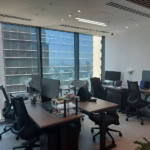 100 מר במגדלי הארבעה - אופן ספייס