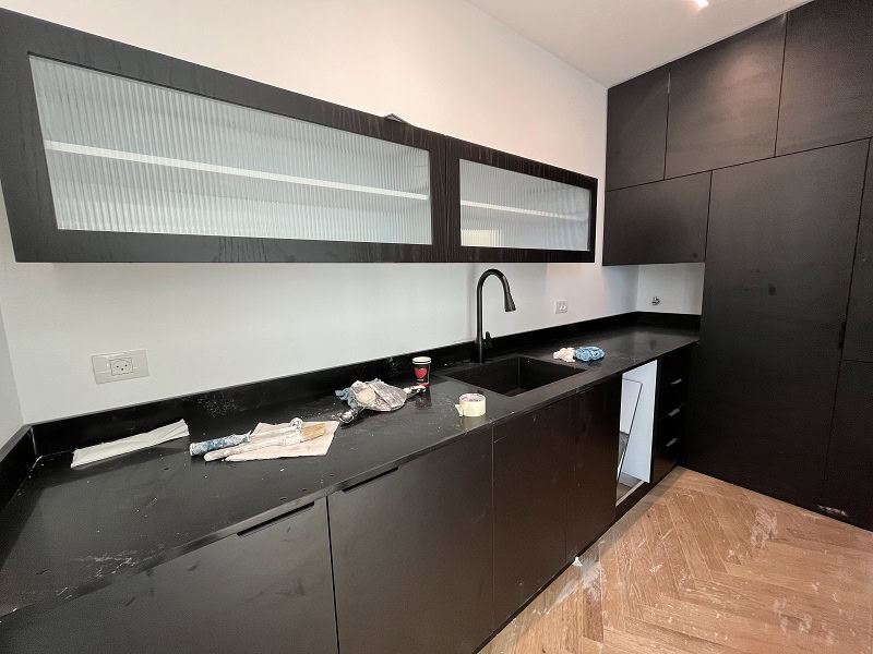 150 מר במגדל סקיי - מטבח