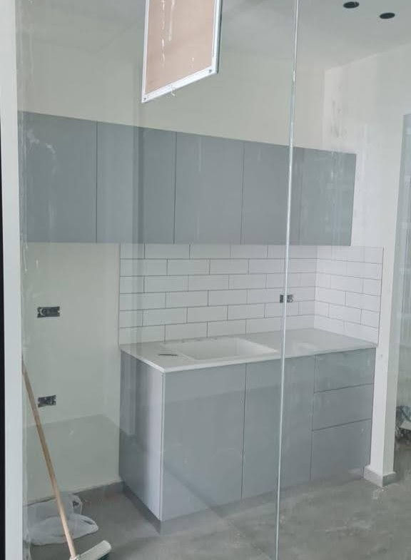 153 מר במגדל סקיי חסן ערפה - מטבחון