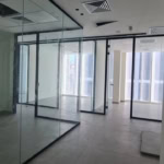 153 מר במגדל סקיי חסן ערפה - עמדות עבודה