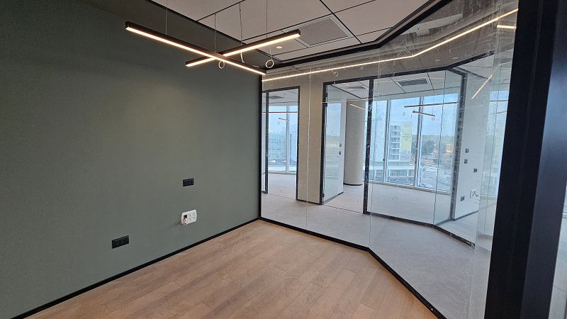 להשכרה 171 מר בקרית אונו אקרו קמפוס - חדר עבודה