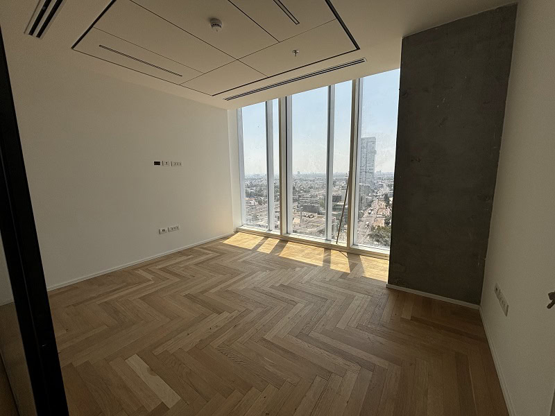 להשכרה במגדל סקיי בחסן ערפה - משרד עם נוף