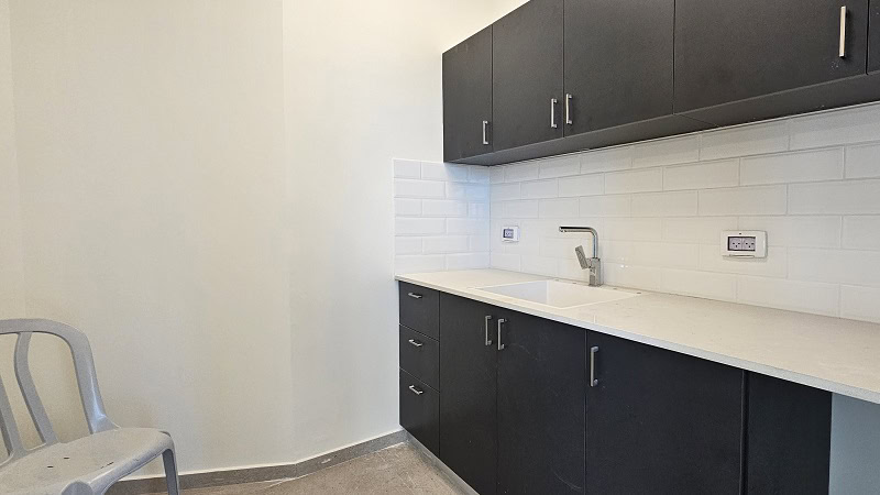 להשכרה במגדל סקיי - מטבחון יוקרתי וחדש