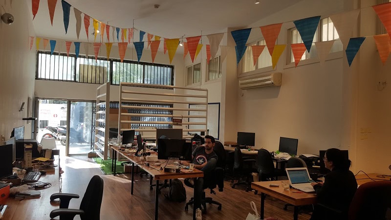 להשכרה בשכונת מונטיפיורי - אופן ספייס