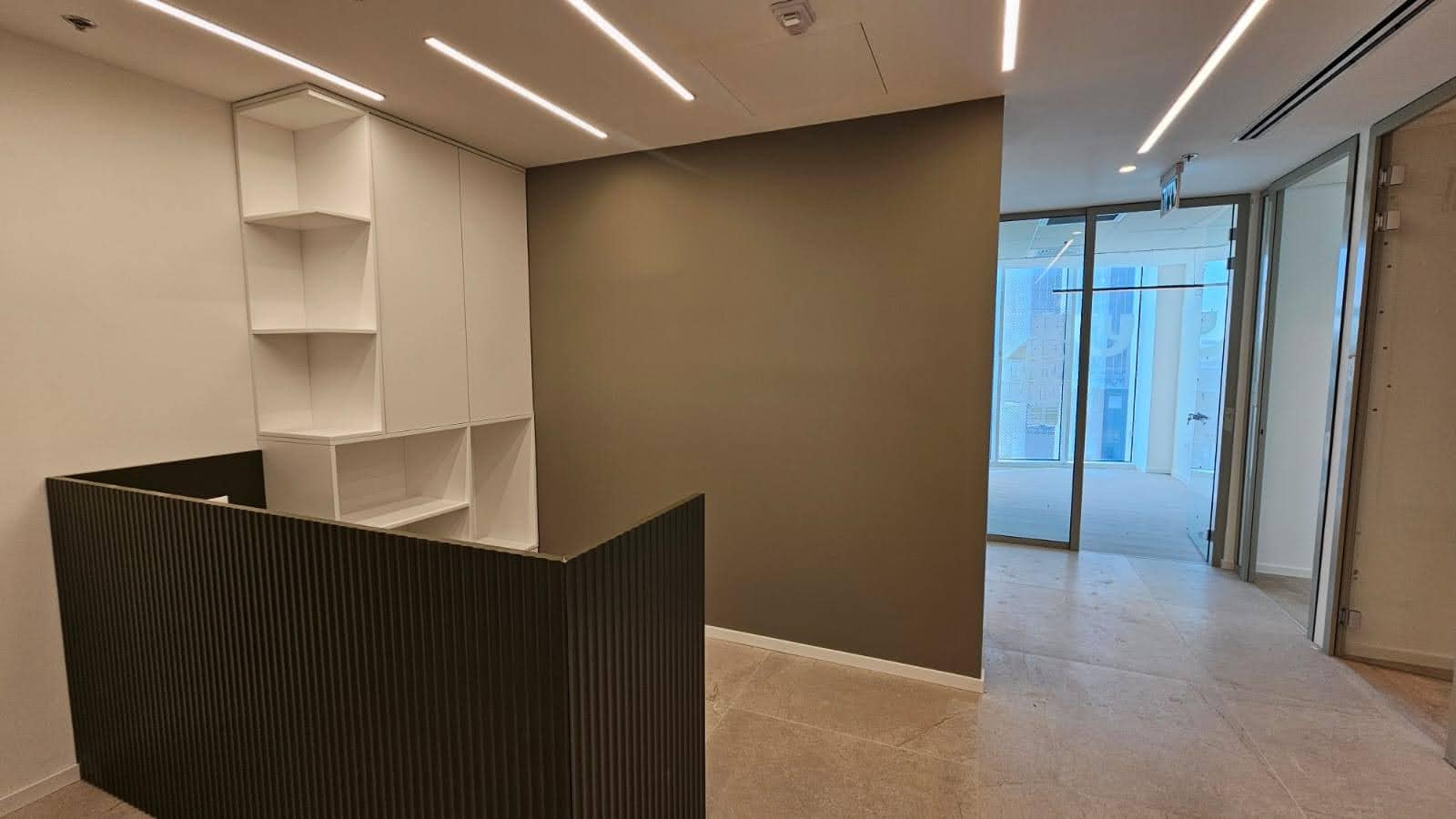 משרד 115 מר להשכרה באקרו קרית אונו - קבלה