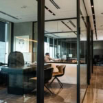 100 מר במגדל WE - משרדים שקופים