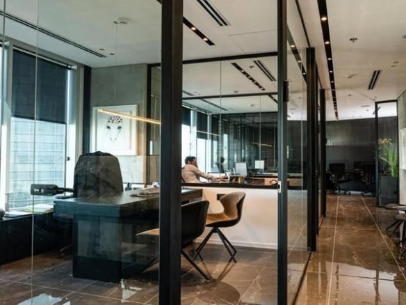 100 מר במגדל WE - משרדים שקופים