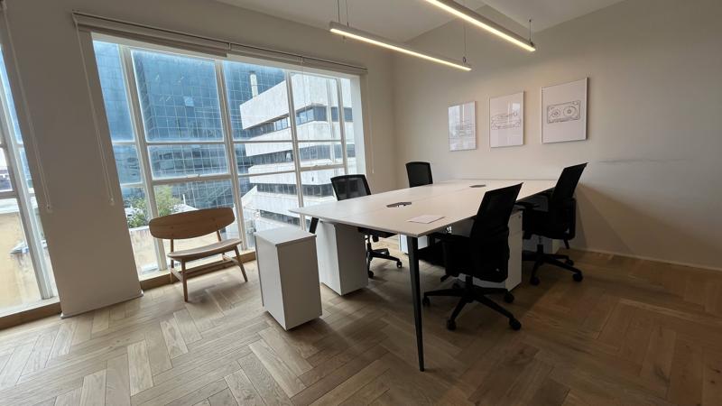 209 מר צמוד לרוטשילד - חדר צוות