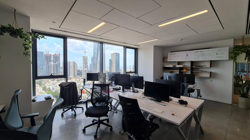 285 מר במגדלי אלון -אופן ספייס