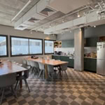 378 מר ביגאל אלון - מטבח ופינות ישיבה