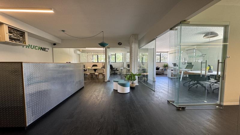 בשכונת מונטיפיורי 200 מר - קבלה