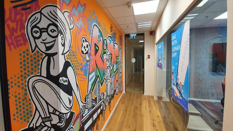 390 מר במגדלי עזריאלי - מסדרון