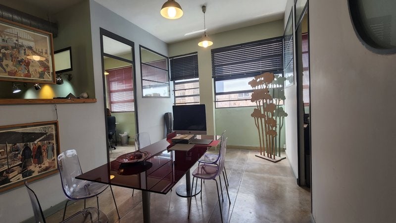 140 מר בשכונת מונטיפיורי - חדר עבודה