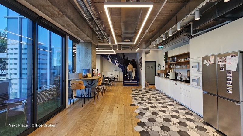 משרד מרוהט במגדל סקיי - מטבח