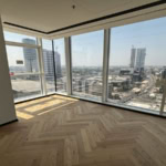 145 מר במגדל סקיי - חדר עבודה עם נוף