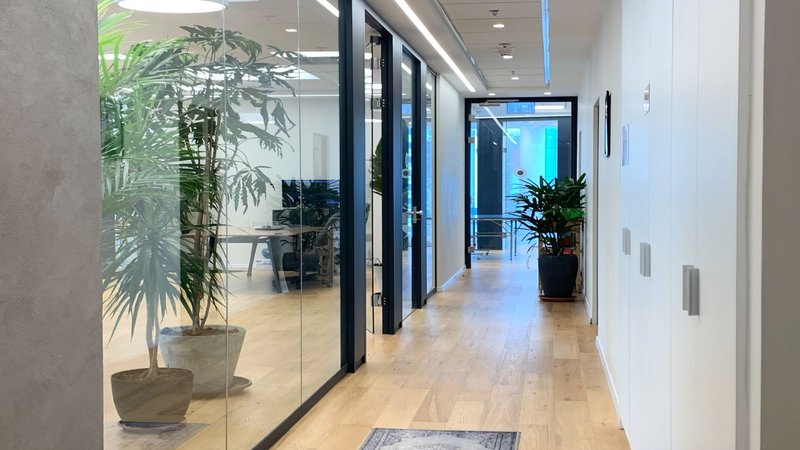 286 מר במגדל we - כניסה