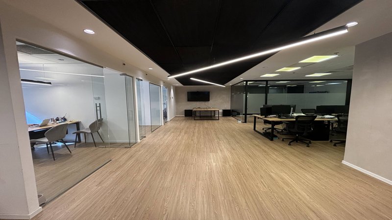 330 מר ביגאל אלון