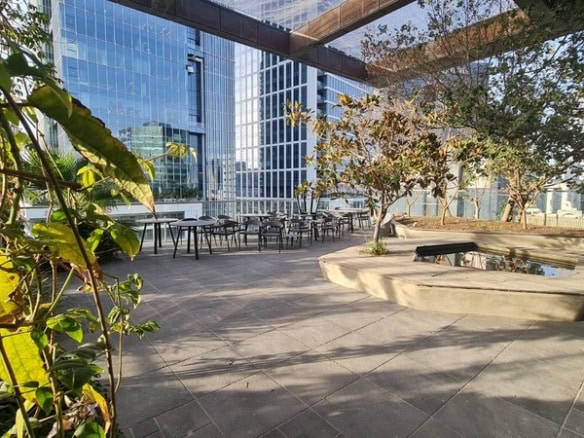 להשכרה 530 מר בחסן ערפה - מרפסת עם נוף