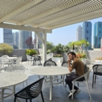 להשכרה בבית אריאל - מרפסת