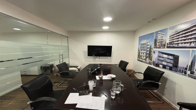 להשכרה ברחוב החשמונאים 140 מר - חדר ישיבות