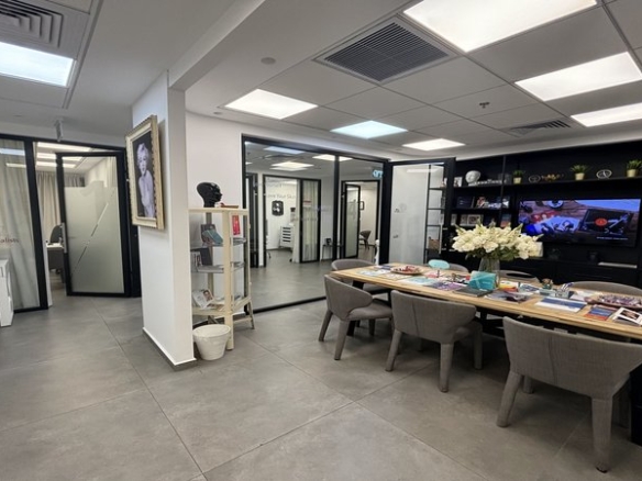 188 מר במגדלי אלון - אופן ספייס