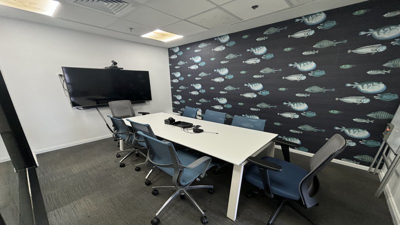 197 מר במגדלי אלון - חדר ישיבות