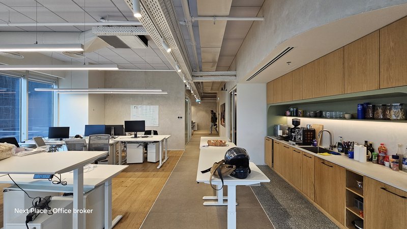 450 מטר במגדל WE - מטבח